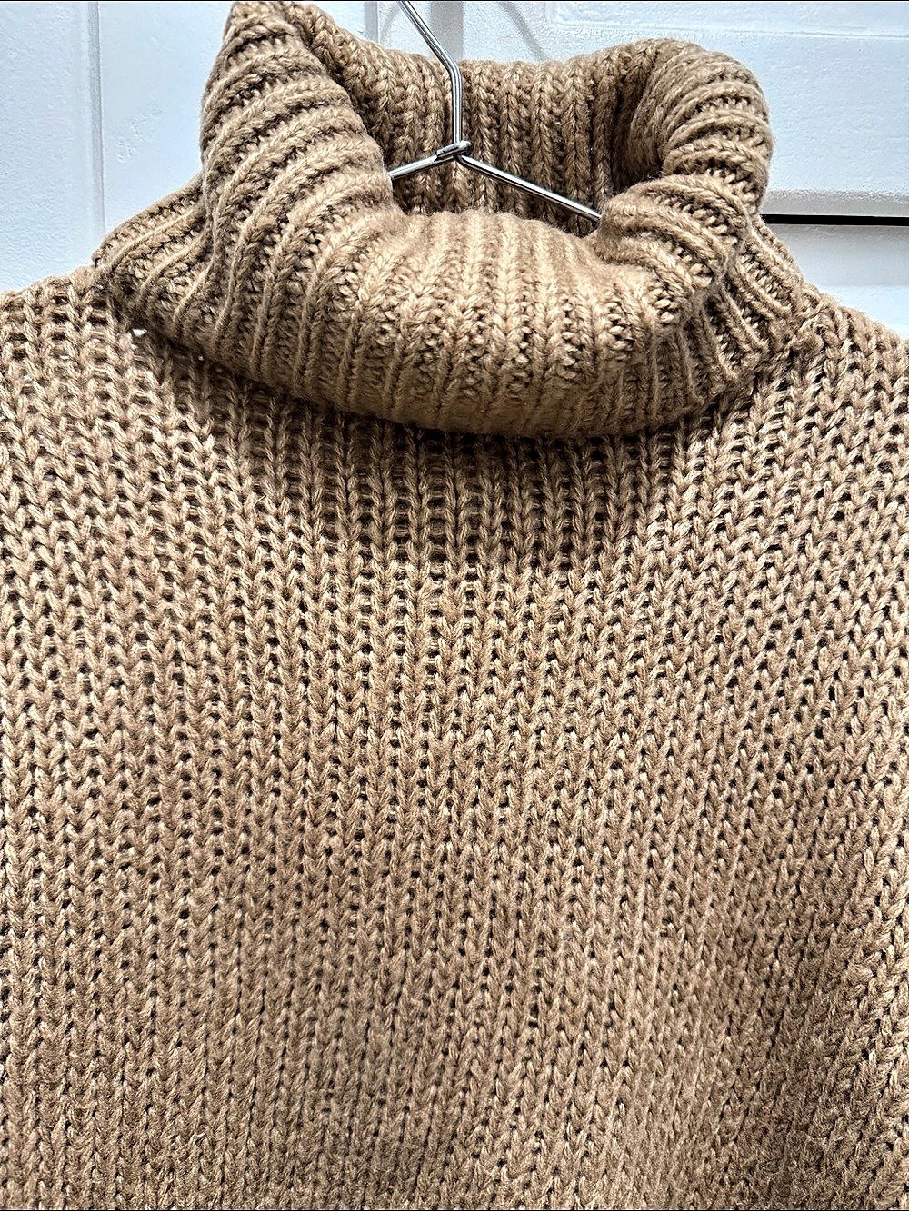 Brown Cowl Neck Sweater Like New - Picture 4 of 4